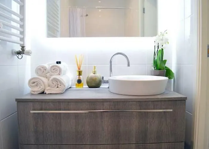 New Monumental Garden View