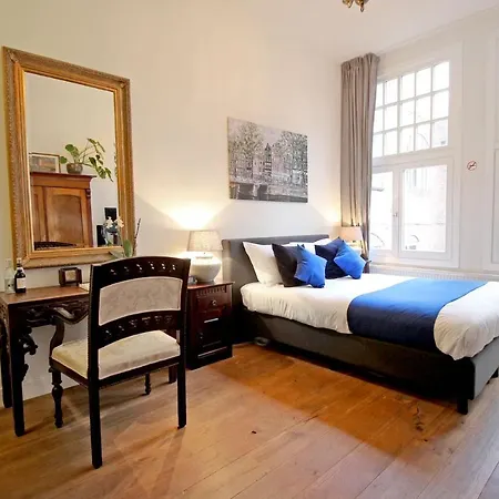 New Monumental Garden View Bed & Breakfast *